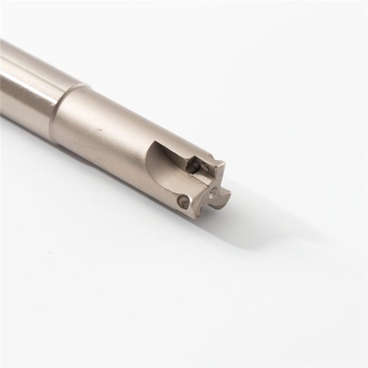 Factory Direct Cnc Tools Machining Hard Alloy Milling Cutter Turning Tool Holders