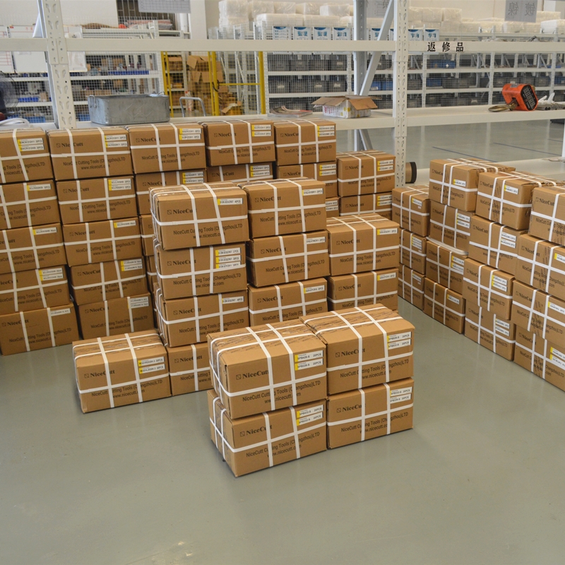 Packaging & Shipping